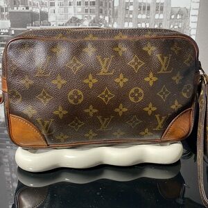 Authentic Louis Vuitton Brown Classic Monogram Clutch Bag